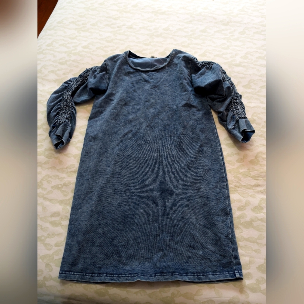 Woman's june and delancey shirt